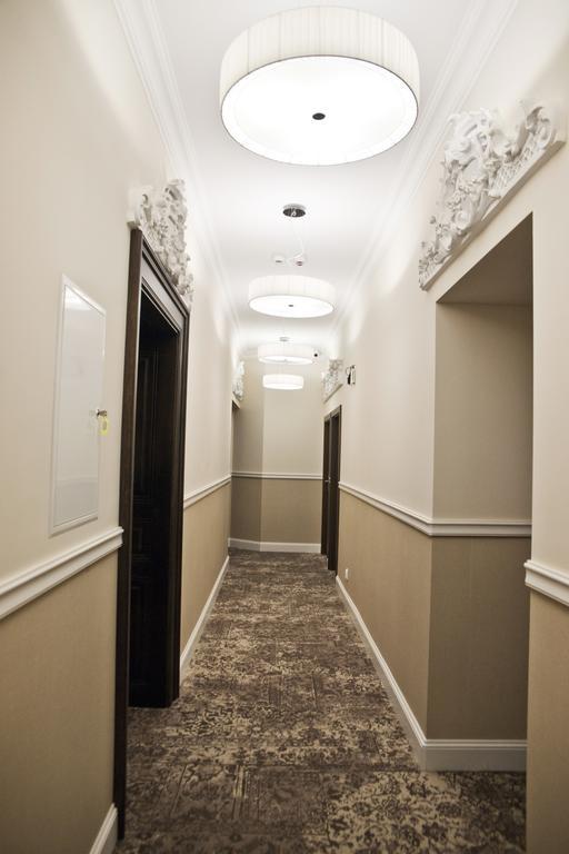 טארנאו Hotel Gal מראה חיצוני תמונה